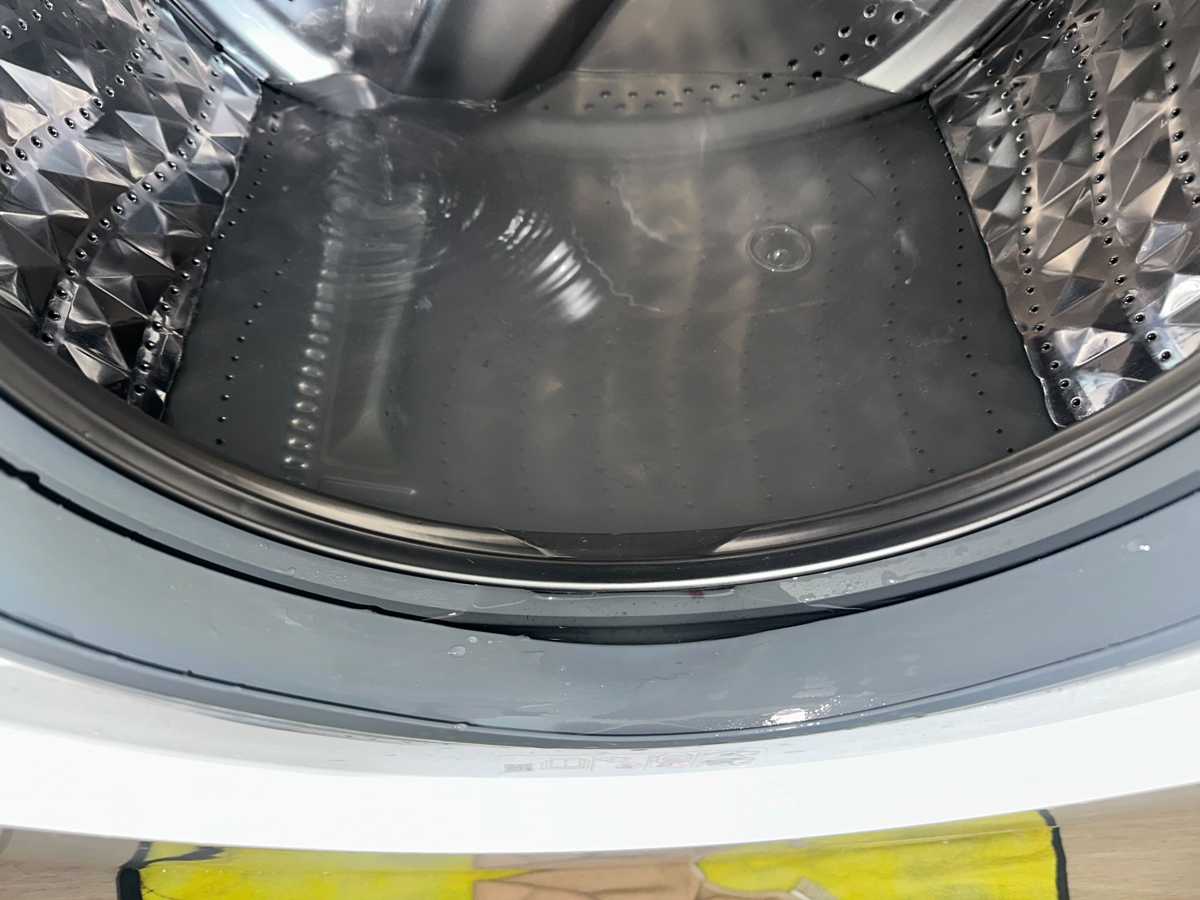清潔控王小姐的煩惱：這部Samsung前置式洗衣機頑固污垢解密🧫