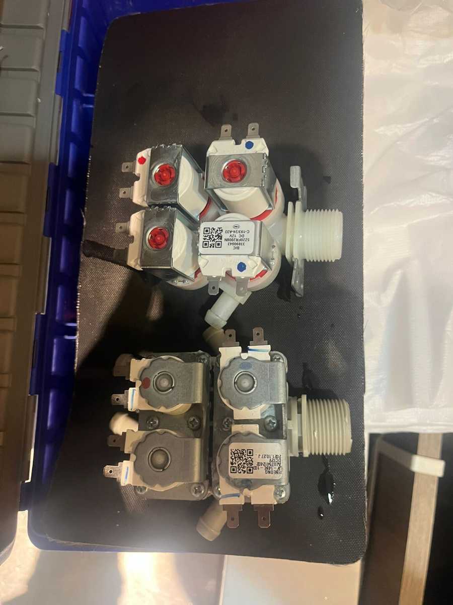梁先生家這部LG FC系列洗衣機關機後竟然持續漏水？原因找到了💧