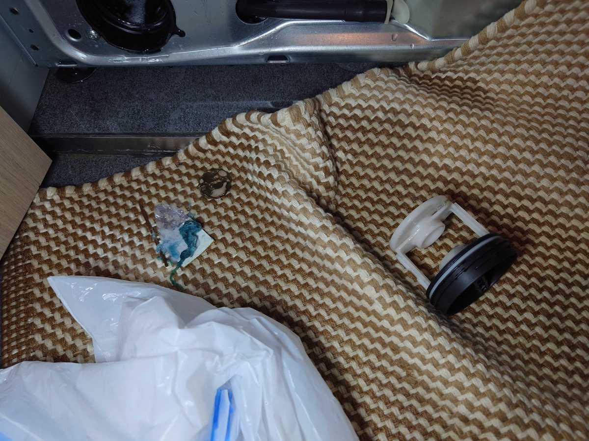銀幣卡住排水管：這部Gorenje WDI系列洗衣機E06原因拆解 🪙