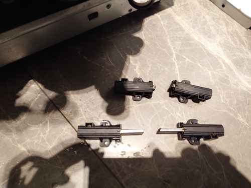 租客初搬即遇這部西門子WM系列洗衣機E11故障，碳刷更換全程實錄 📝