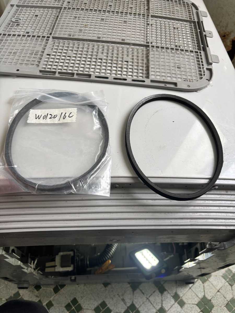 這部聲寶ESHK系列洗衣機服役8年皮帶老化，為何脫水無力？師傅揭示關鍵故障🌀