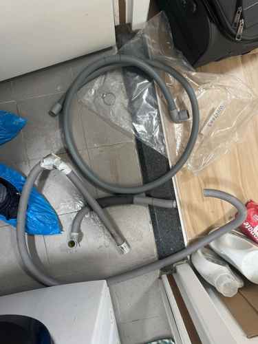 隱藏壓力源：鐵架讓這部Hitachi BDD系列洗衣機排水喉斷裂🧩