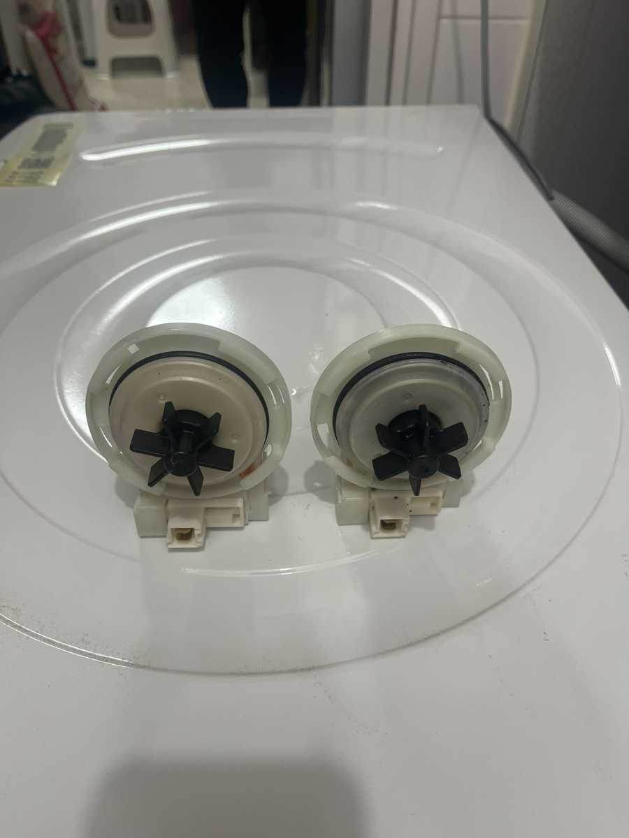 一枚硬幣卡住排水泵，這部西門子WM系列洗衣機終於又能順暢排水 🪙