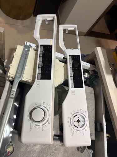 大手術還原靈敏操作：這部Rosieres RILS系列洗衣機更換輕觸模塊現場直擊 🧩