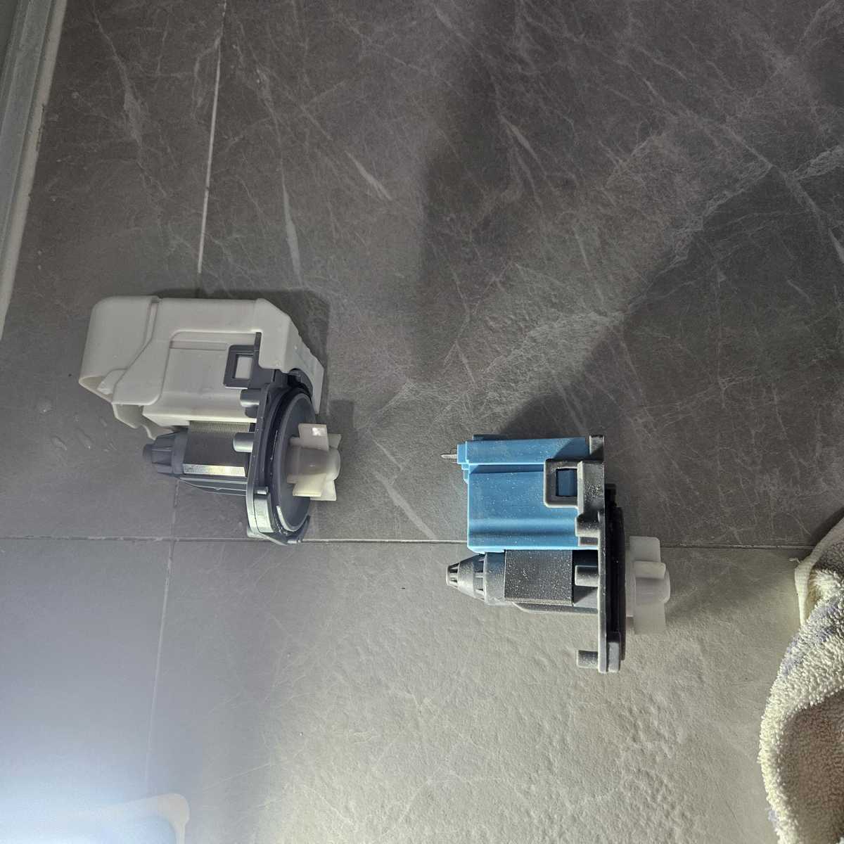 尋找消失的襪子：這部惠而浦TDLR系列洗衣機Clean Pump燈號背後的排水之謎🧦