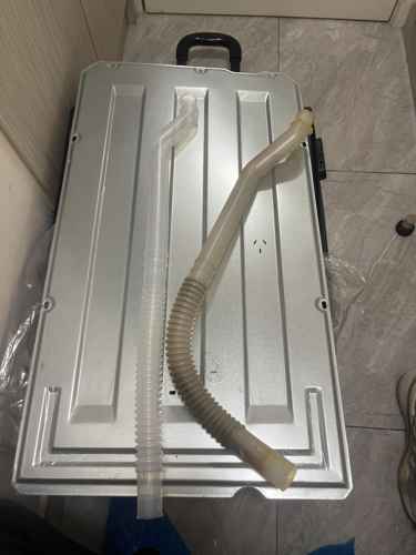 排水階段一啟即見漏水，解析這部惠而浦VEMC系列洗衣機保險喉破洞🔍