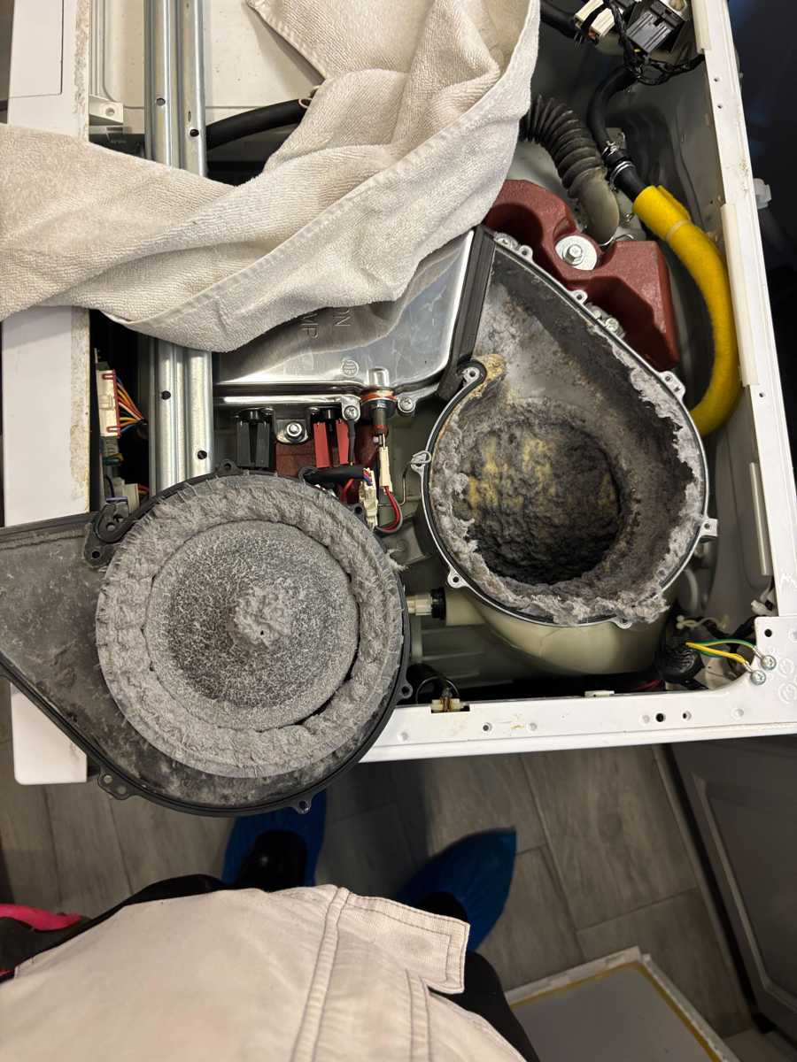 這部美的MFG系列洗衣機烘乾不乾的真相？現場拆機意外發現灰塵重災區 ✨