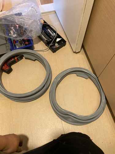 師傅現場分析門膠邊破裂原因：如何避免這部飛歌牌PV系列洗衣機漏水 🤔
