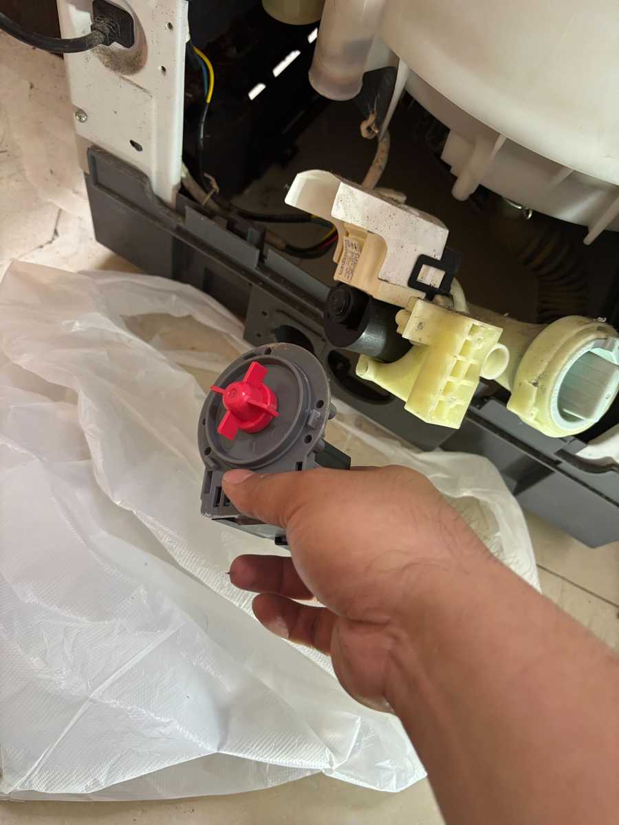 這部Panasonic NAF系列洗衣機排水時為何像賽車引擎？🏎️