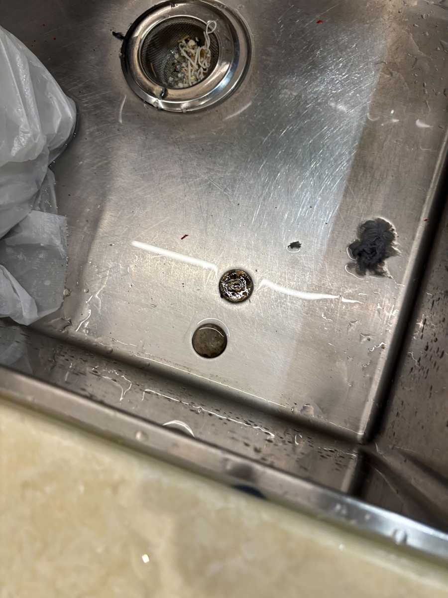 排水異響暗示危機！這部西門子WD系列洗衣機E06故障碼竟是硬幣作怪🎯
