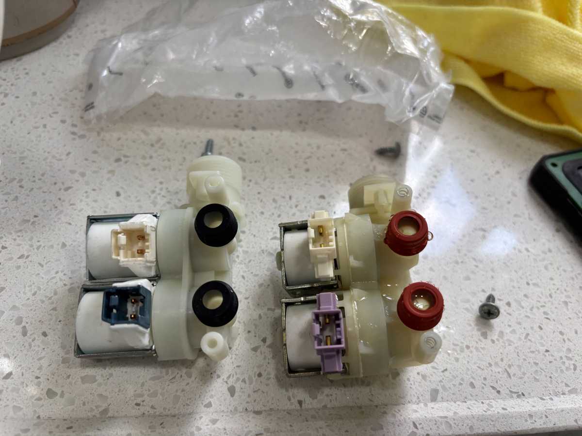 出現故障碼h2o💦Whirlpool前置式洗衣機 CFCR80221