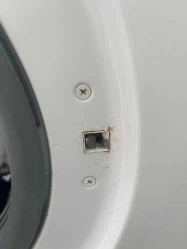 新手丈夫首度操作這部Zanussi ZWSH系列洗衣機，急拉門釀門勾斷裂成意外學習時刻📚