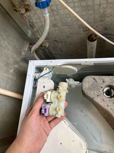 出現故障碼h2o💡Whirlpool惠而浦前置式洗衣機 CFCR70111