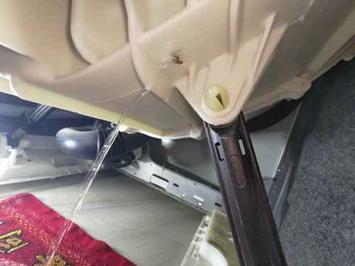 口袋裡的硬幣竟讓這部LG WF系列洗衣機爆外缸報廢？楊小姐的慘痛教訓 🪙