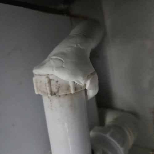 這部西門子洗衣機脫水無力竟然是排水管密封惹禍？師傅清除膠水後瞬間恢復 💨