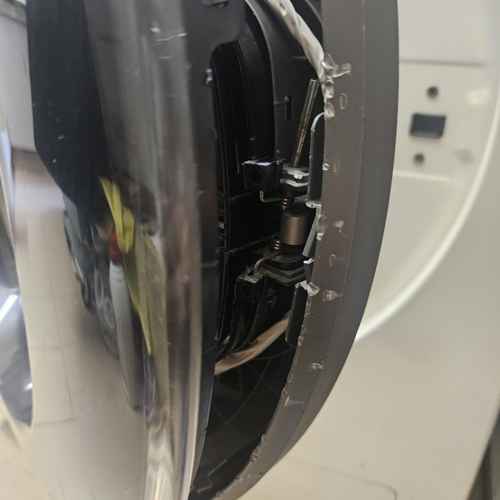 三星WW系列洗衣機門把手銅芯鬆動，師傅巧手維修避免昂貴機門更換 ⚡
