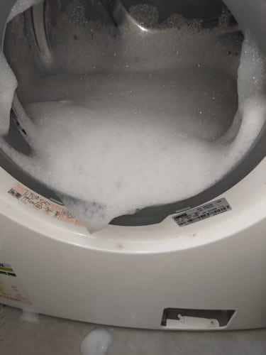 女兒用錯洗衣液分量？這部Zanussi ZWH系列洗衣機泡泡滿天飛觸發EF0 💭