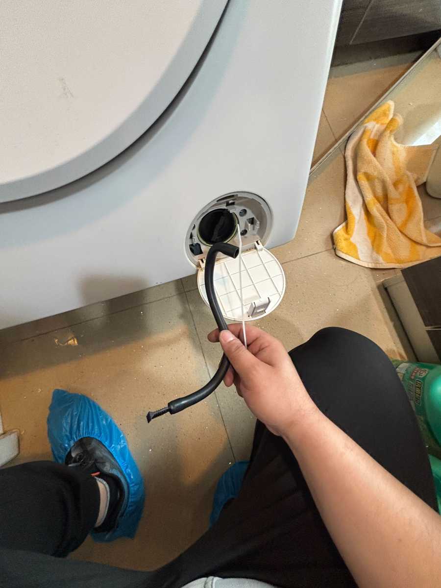 這部惠而浦WRAL系列洗衣機DIY拉扯排水喉後竟全屋水浸？客戶慘痛經驗分享 💧