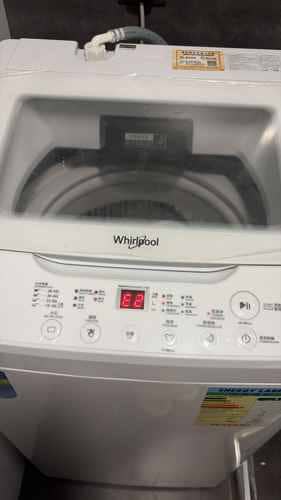 常洗毛公仔的後果：這部惠而浦VEMC系列洗衣機排水系統被棉絮完全堵死 🚿