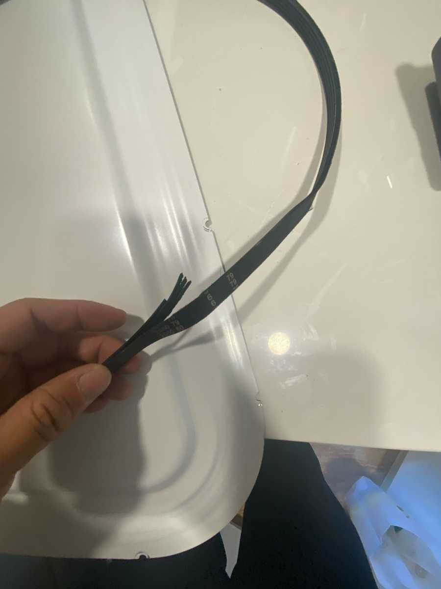 師傅用手一轉便知問題所在：這部惠而浦FRAL系列洗衣機皮帶更換實錄 🛞