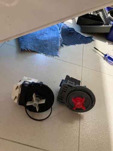 十年老機不排水，這部LG WFCN系列洗衣機換完排水泵後再次「活過來」🔄