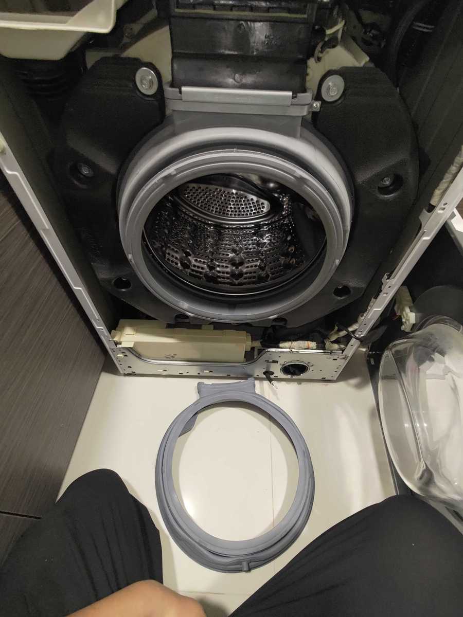 門膠邊破損位置大有學問：這部LG WFCT系列洗衣機的防水圈為何總在同一處磨損 🔍