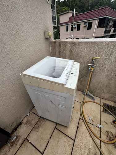 天台風吹雨打也不怕？這部東芝AWK系列洗衣機E3故障碼背後的驚人韌性 🌦️