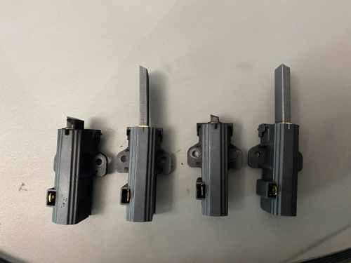 這部西門子WM系列洗衣機E12故障碼一年內再現？師傅拆開碳刷發現驚人真相 🔍