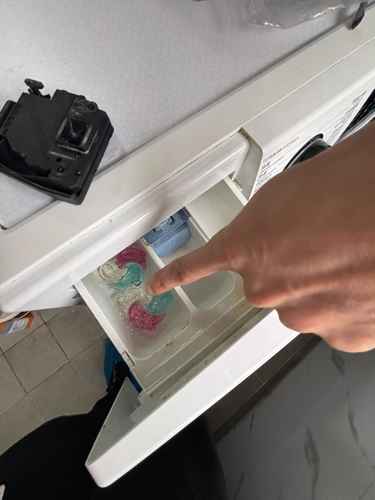 這部Samsung WD系列洗衣機dC故障碼的元兇竟是洗衣球用量？師傅拆解門鎖掣受損真相 🫧