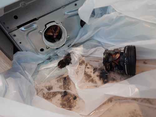 前任租客遺留的「隱形垃圾」：E06故障碼下這部Gorenje WDI系列洗衣機的排水救援記錄 🧺