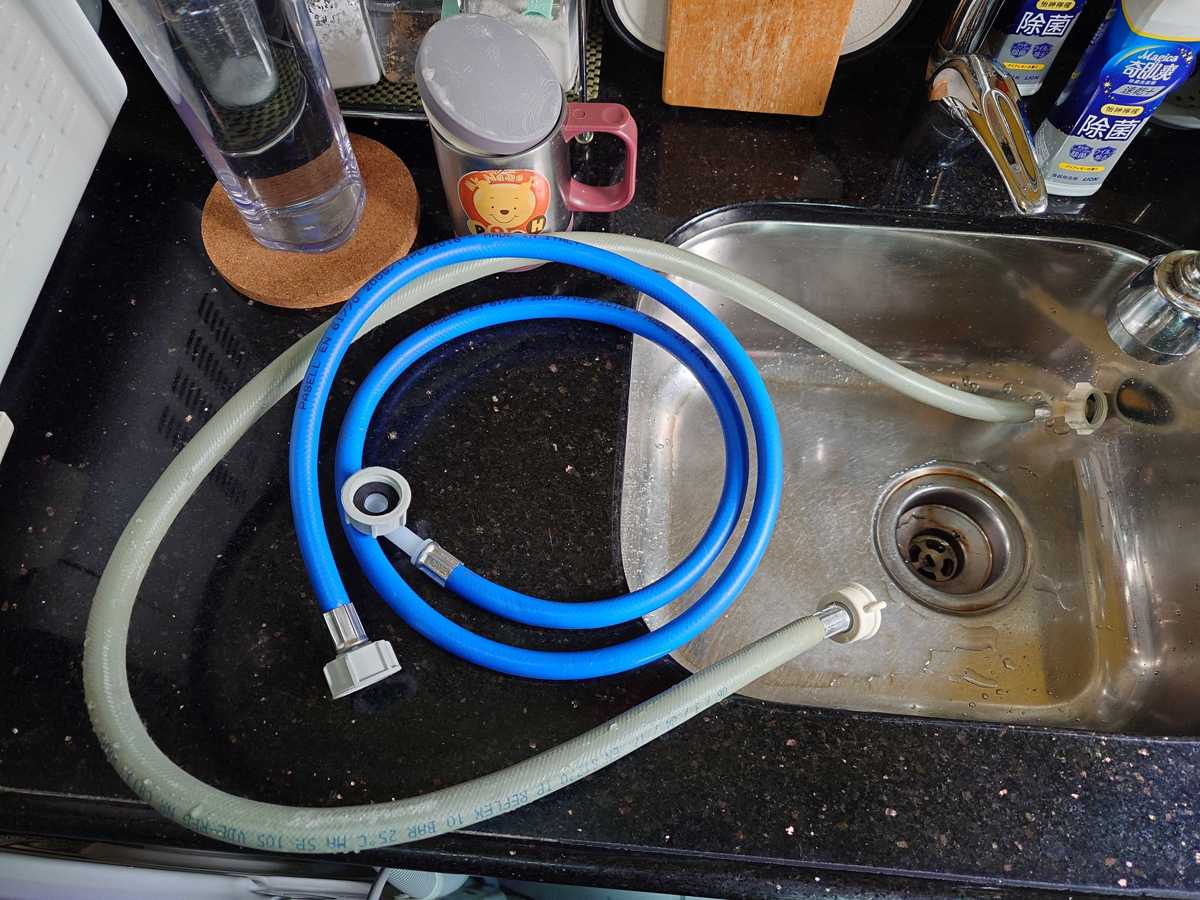 從整天在家等師傅到精準時段上門:這部Siemens前置式洗衣機入水喉漏水的選擇故事⏰