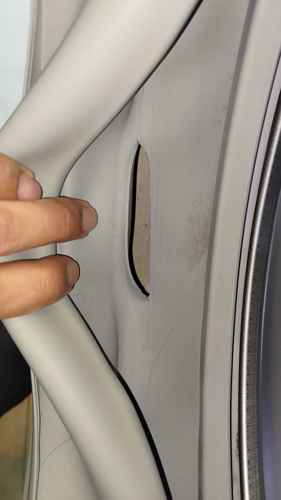 洗到最後10分鐘就漏水？🫧 這部西門子WM系列洗衣機漏水竟牽扯門膠邊裂痕與避震器失效